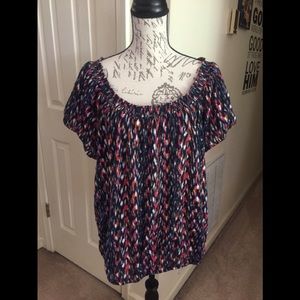 Daisy Fuentes Super cute summer top